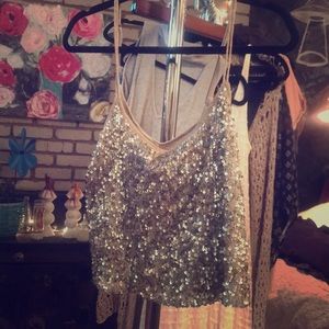 Sequin tank